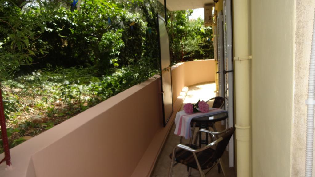 Pansion Filoxenia Apartments & Studios Tsoukaládhes Exterior foto