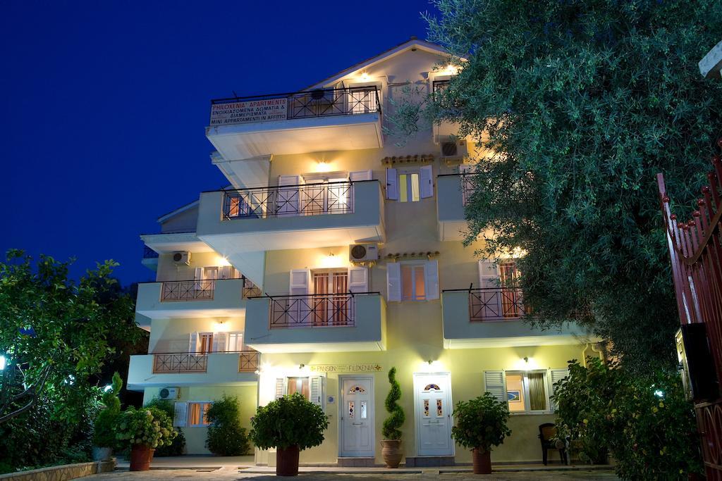 Pansion Filoxenia Apartments & Studios Tsoukaládhes Exterior foto